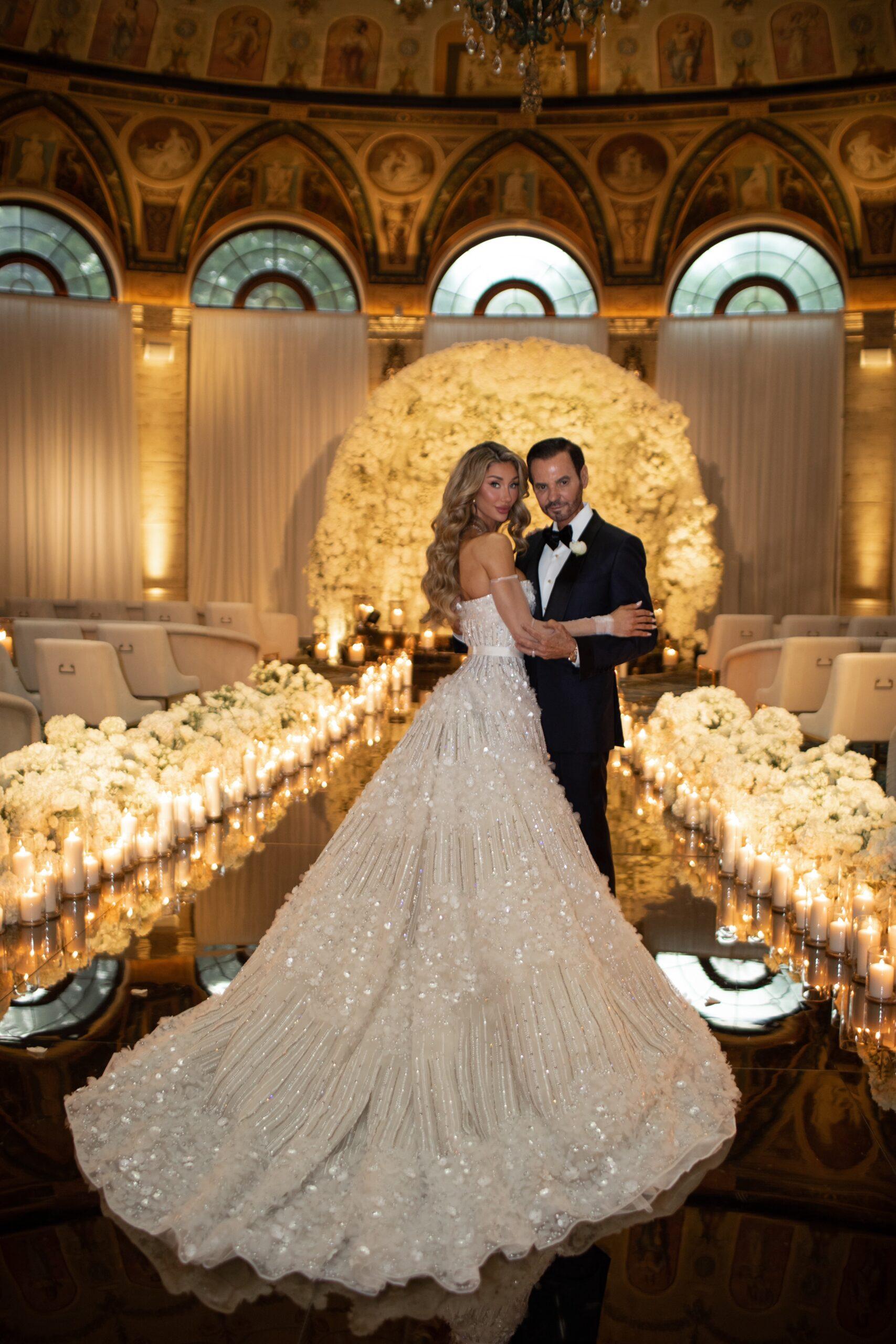 Sarah Rollins Gonzalez and Richard Gonzalez&rsquo;s wedding.