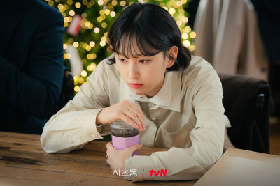 經期前情緒起伏大、身體不適？專家教你「3招」緩解經前症候群