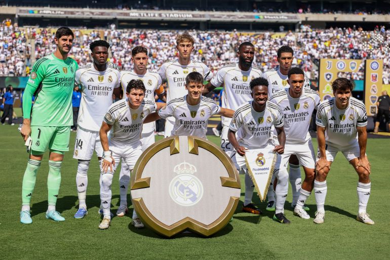 epa12219068 Real Madrid C. F. starting eleven players pose for the group photo before the FIFA Club World Cup 2025 match between Real Madrid C. F. v Borussia Dortmund at the MetLife Stadium in East Rutherford, New Jersey, USA, 05 July 2025. EPA/SARAH YENESEL