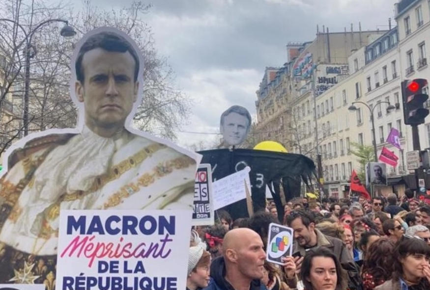 2023年，全法超百万人上街抗议延迟退休改革