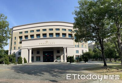 「裝市話」賺6萬！嘉義男租屋處淪詐騙機房　加重詐欺罪起訴