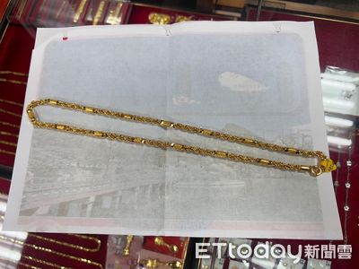 羅東銀樓遭搶市價15萬金項鍊　少年犯40分鐘後火車站被逮