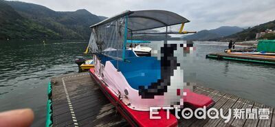 花蓮9歲童鯉魚潭遊湖翻船溺亡　業者曝天鵝船翻覆原因