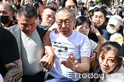 柯文哲7000萬交保回家！回顧羈押期間「十大金句」