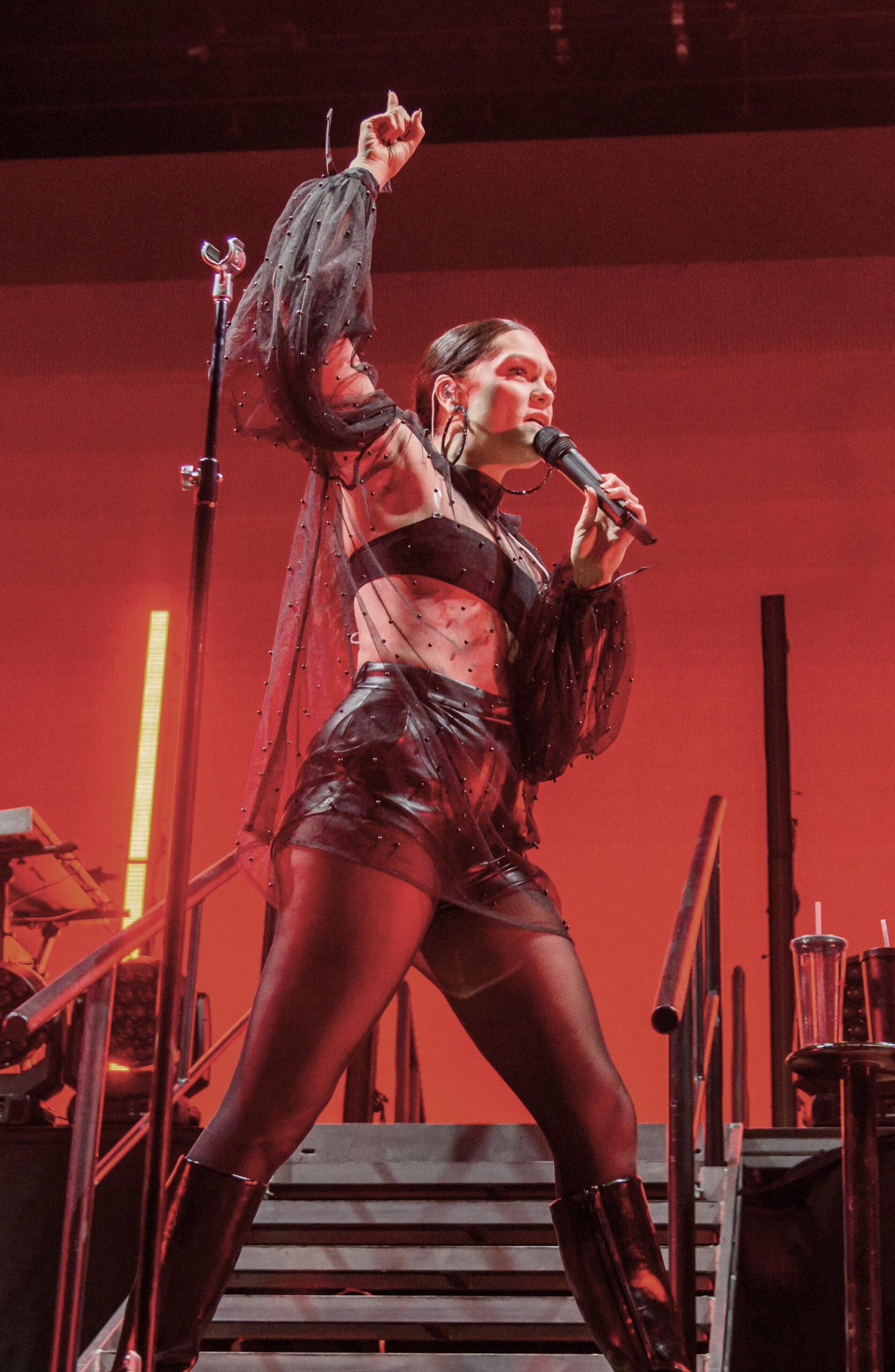 Jessie J at Camper Calling