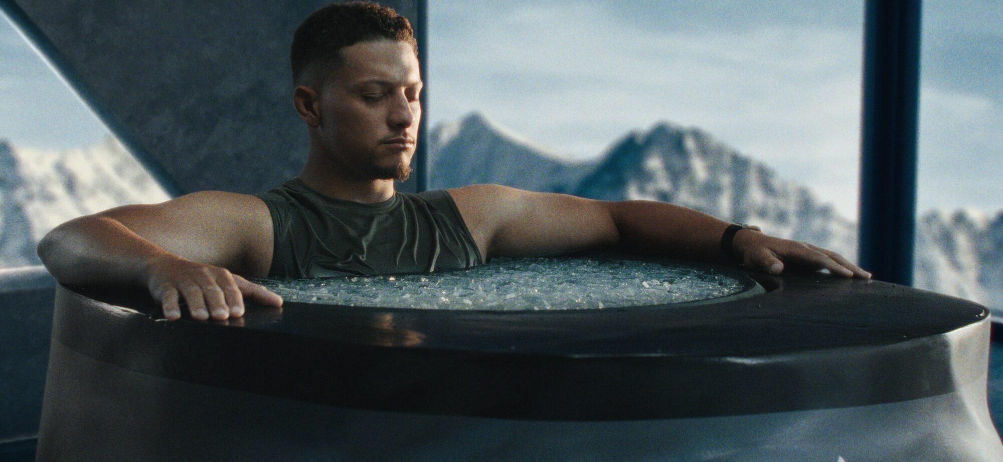 Patrick Mahomes cold plunges in his own head