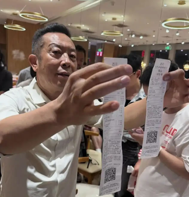 贾国龙要起诉罗永浩