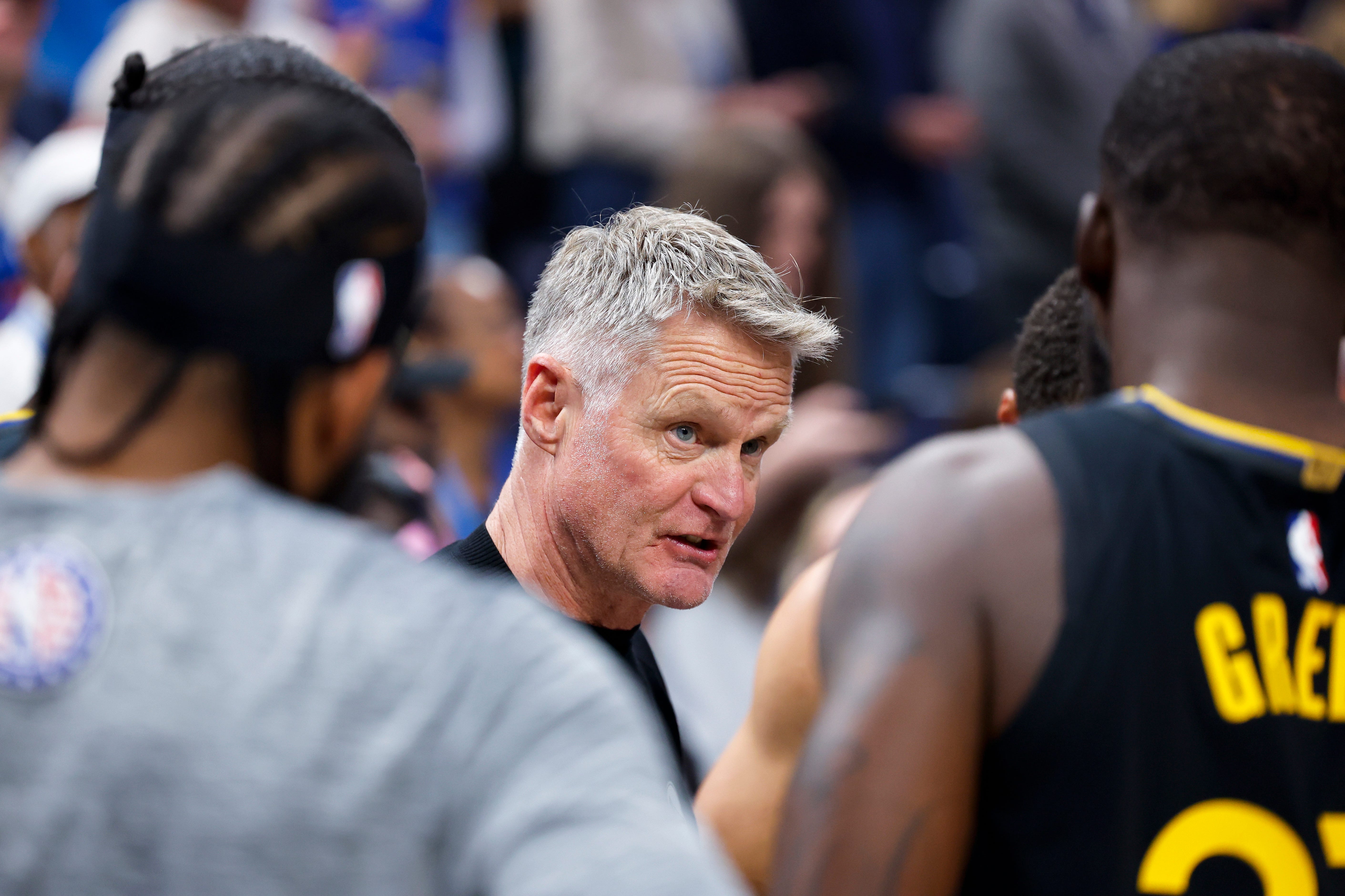 Nov 11, 2025; Oklahoma City, Oklahoma, USA; Golden State Warriors head coach Steve Kerr talks to his team before the start of a game against the Oklahoma City Thunder during the first quarter at Paycom Center. Mandatory Credit: Alonzo Adams-Imagn Images