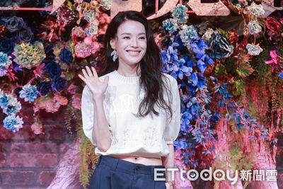 舒淇露肚裝美得不費力　戴CINDY CHAO珠寶輕鬆中不失優雅