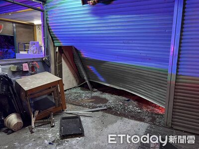 嘉義私人神壇遭10多人砸廟！開車猛撞鐵捲門　檢警持拘票逮2主嫌