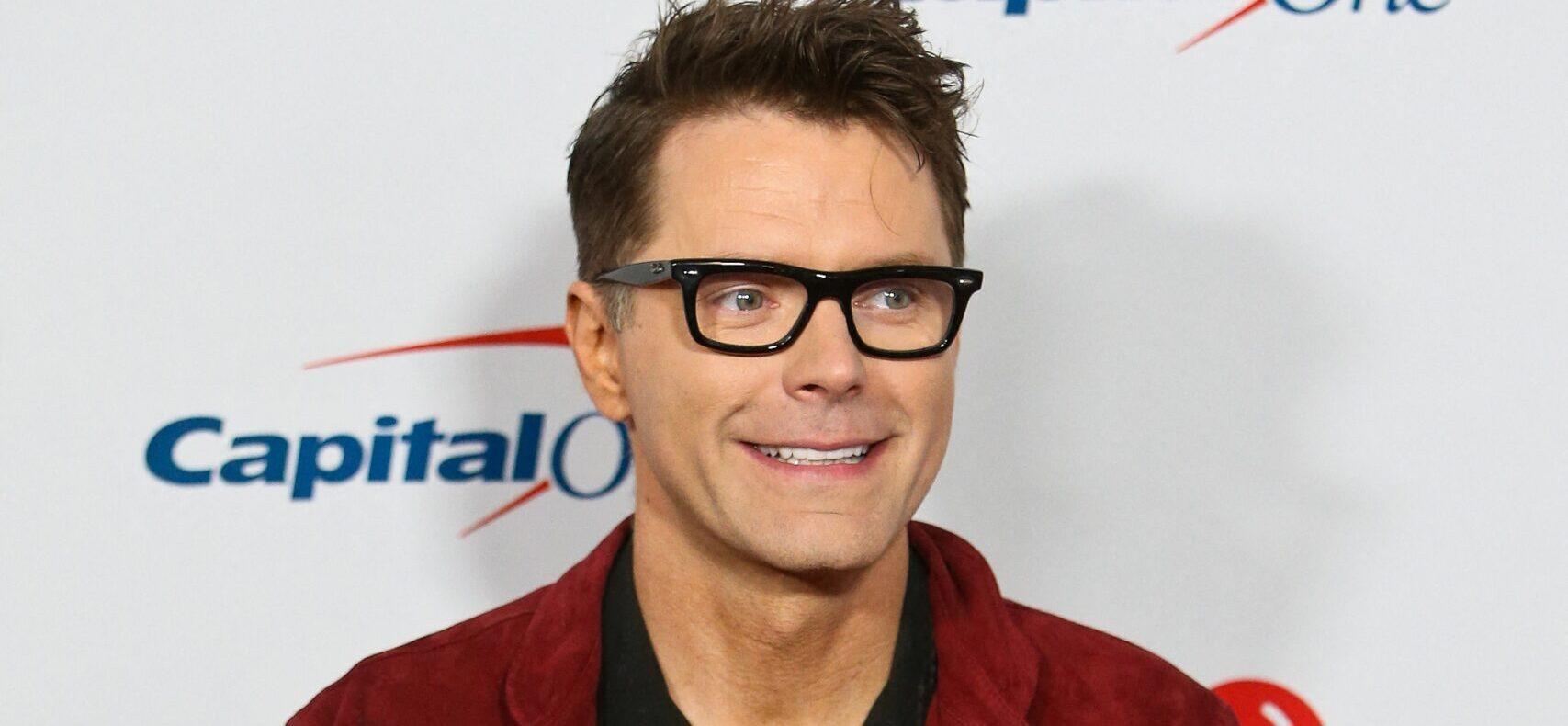 Bobby Bones at the 2019 iHeartRadio Music Festival, Night 1