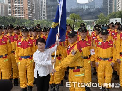 拚中部重型救災領頭羊　盧秀燕授旗台中特搜隊挑戰評測