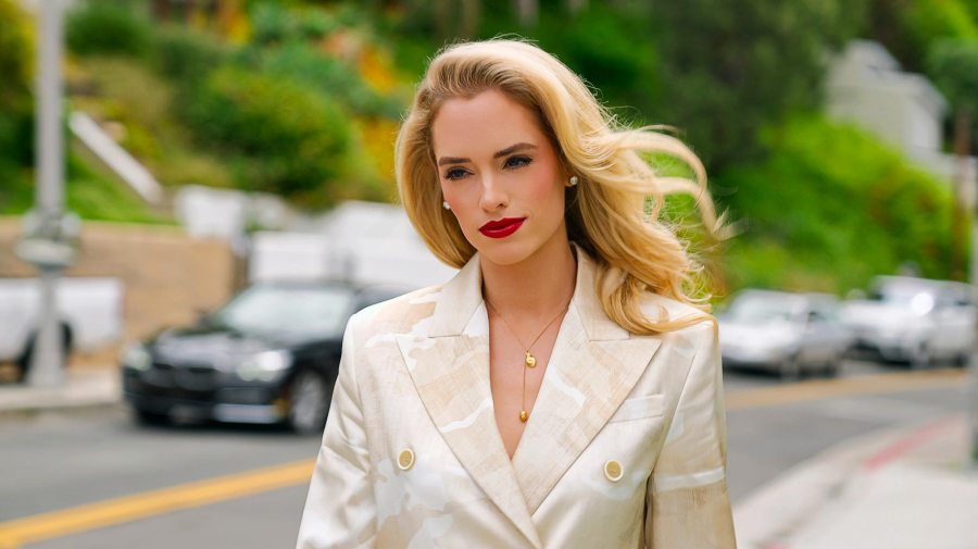 Which Selling the OC Stars Are And Aren t Returning for Season 4 After Oppenheim Group Exits Alexandra Jarvis