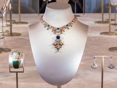 寶格麗超巨碧璽坐鎮氣勢非凡　古幣錶藏世上最小圓型機械機芯