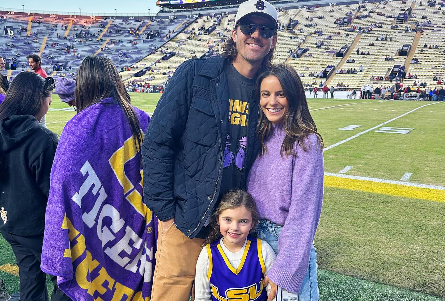 Toronto Blue Jays Pitcher Kevin Gausman s Family Guide Wife Taylor and Their 2 Daughters 002