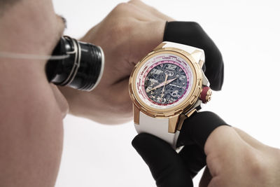 【廣編】RM 63-02世界時區自動上鍊腕錶　由5N紅金與鈦合金鍛造的優雅錶殼