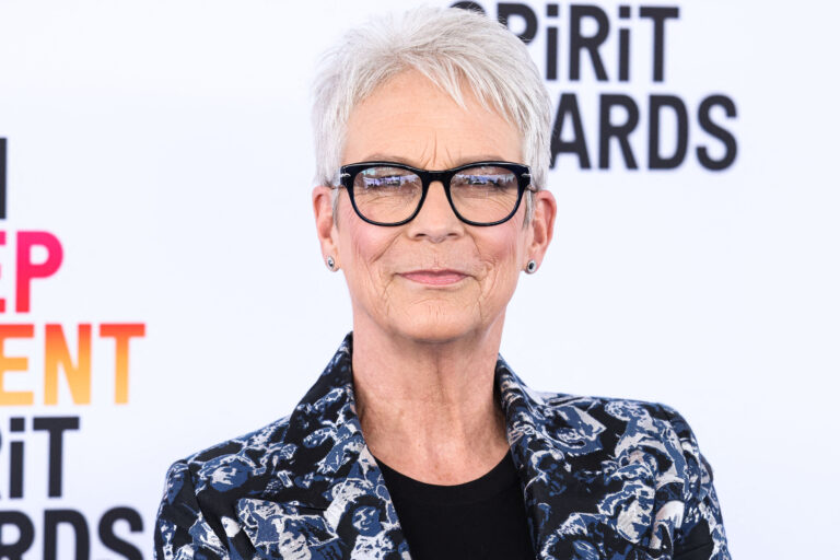 Jamie Lee Curtis at the 2023 Film Independent Spirit Awards