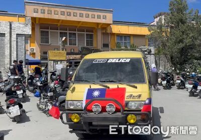國慶日光復不缺席！志工車隊播國歌　繞行市區喊：大家都是超人