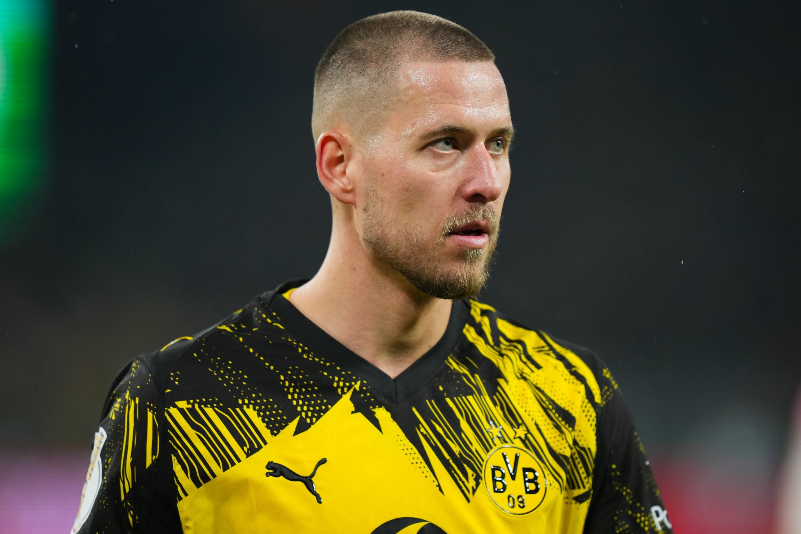 Borussia Dortmund centre-back duo remain questionable ahead of Freiburg