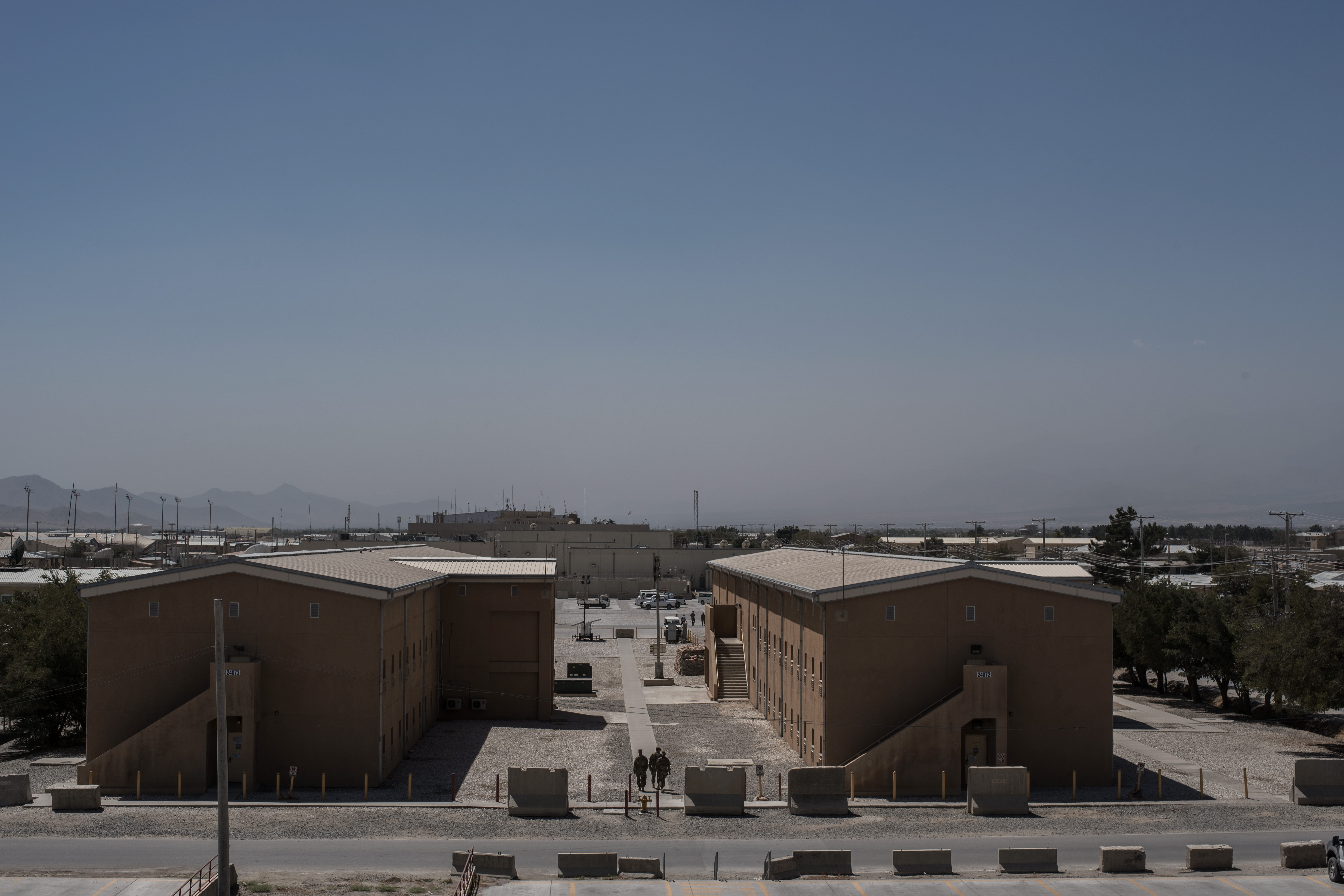 BAGRAM, AFGHANISTAN - SEPTEMBER 5: Members of the United States Air Force deployed for Mission Resolute Support prepare an F-16 Jet for a flight at Bagram Air Field on September 5, 2017 in Bagram, Afghanistan. Currently the United States has about 11,000 troops in the deployed in Afghanistan, with a reported 4,000 more expected to arrive in the coming weeks. Last month, President Donald Trump announced his plan for Afghanistan which called for an increase in troop numbers and a new conditions-based approach to the war, getting rid of a timetable for the withdrawal of American forces in the country. (Photo by Andrew Renneisen/Getty Images)
