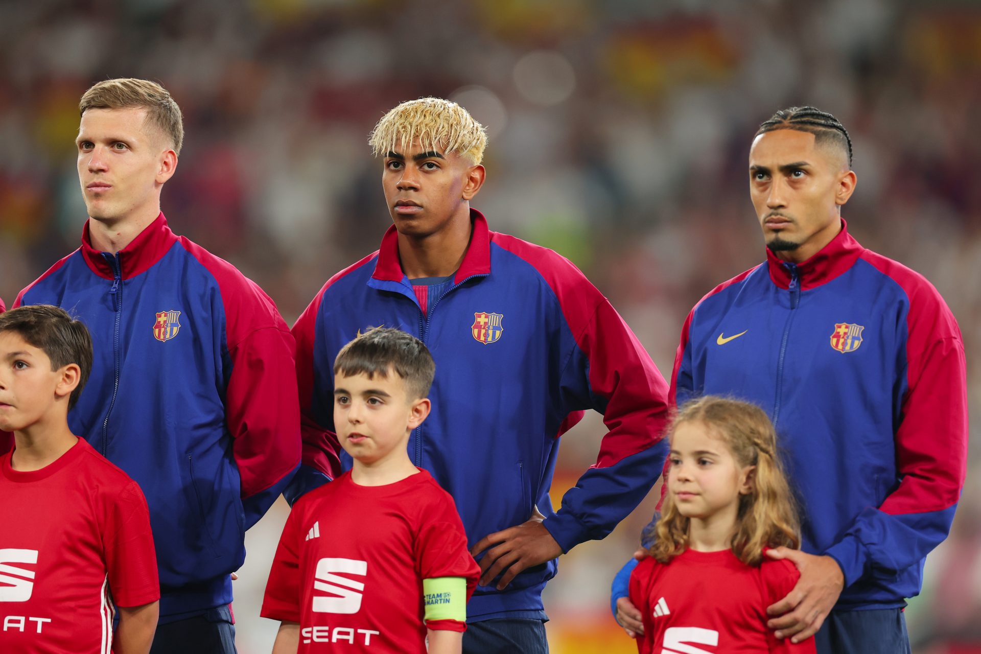 Raphinha, Olmo start in a 4-2-3-1 &ndash; How Barcelona can line up against Alaves