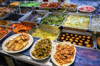 熱菜現炒不間斷供應到天亮！礁溪深夜清粥小菜還有免費停車場