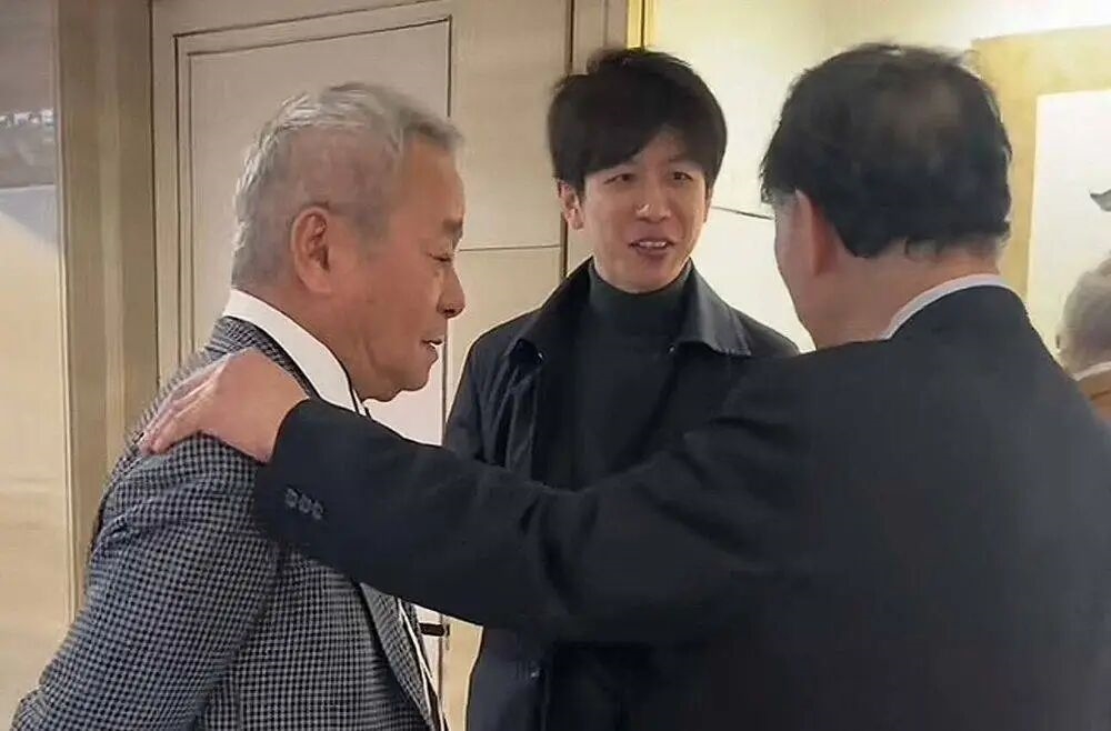 中国小伙儿杀进日本千年刀剑产业