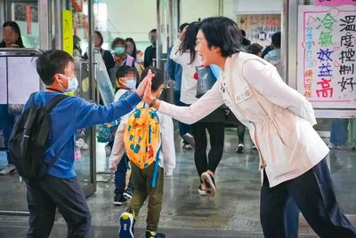 林岱樺傳訊住持　「老公、真想讓大人抱抱」