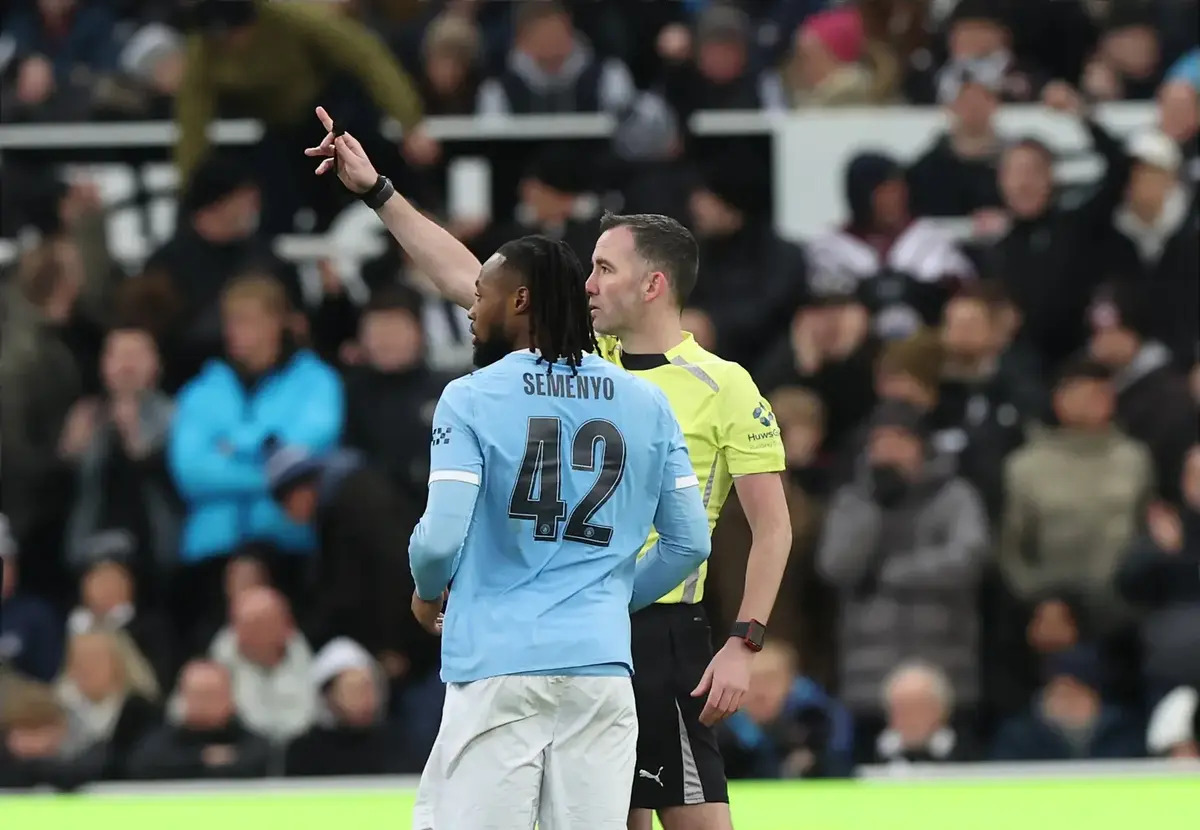 Bernardo Silva issues thinly-veiled dig at match referees following latest Manchester City controversy