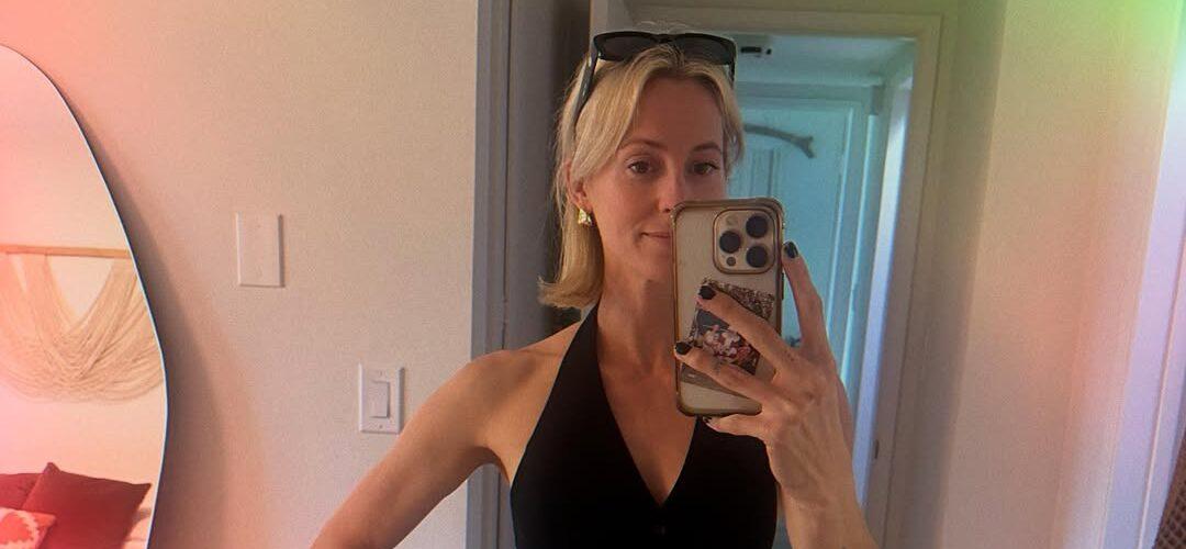 Hayley Wright selfie