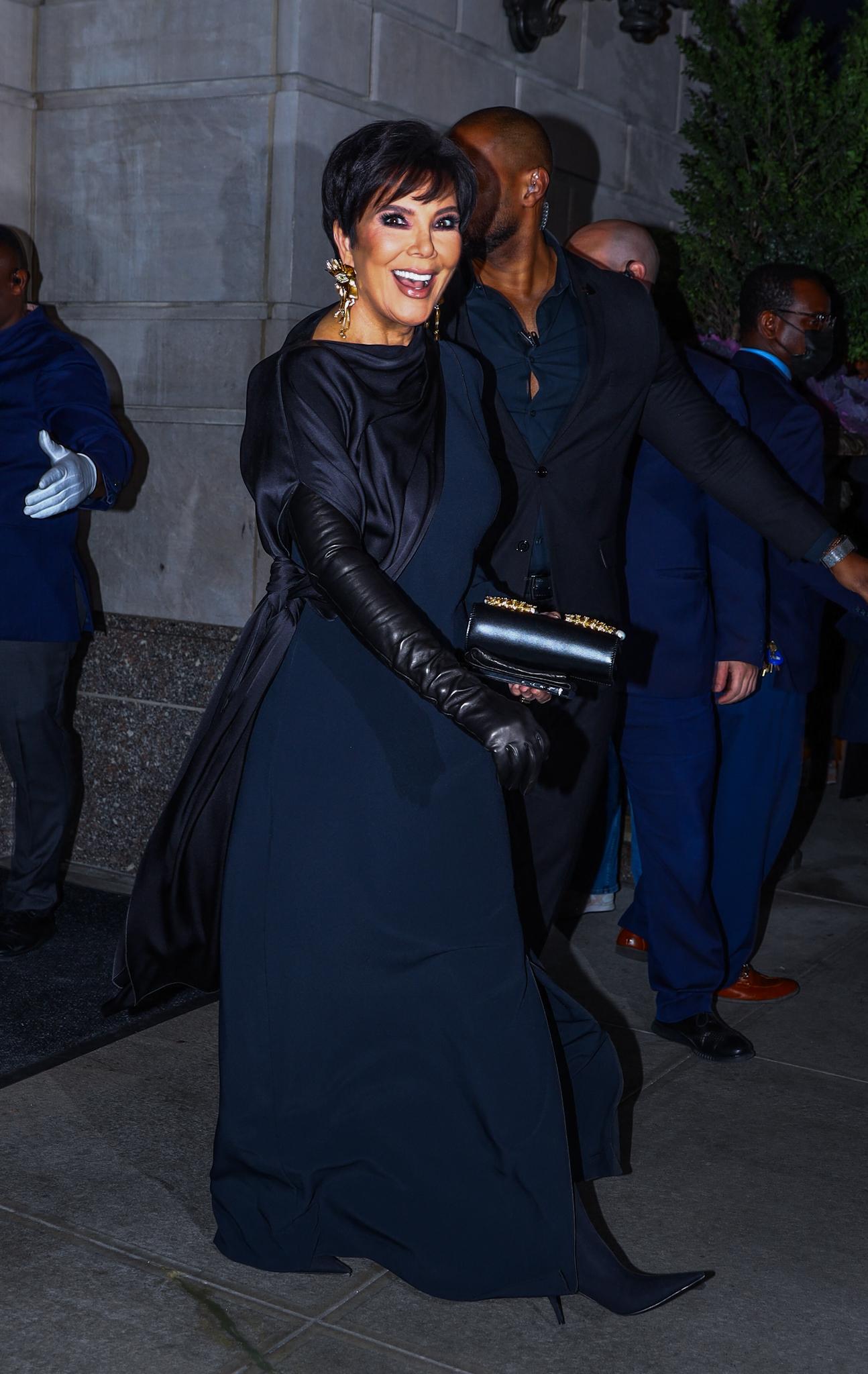 Kris Jenner has recently gone a face transformation. Here.she is seen with her original appearance in New York City in 2022