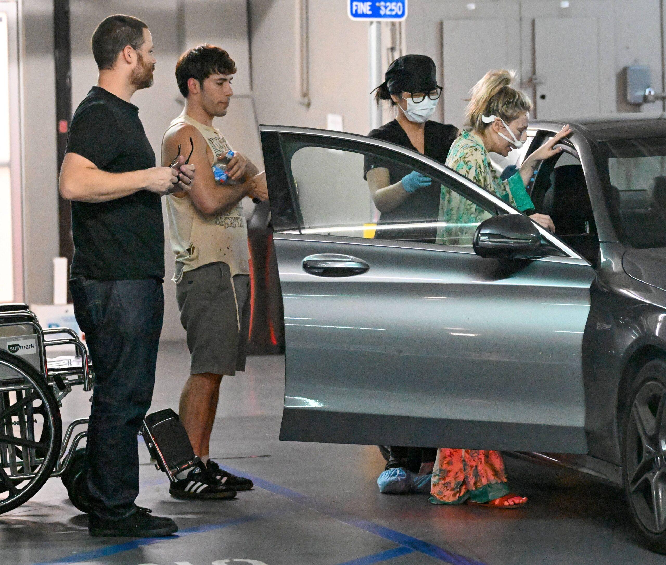 Courtney Stodden leaving Beverly Hills Dr. Motykies office after apparent rhinoplasty