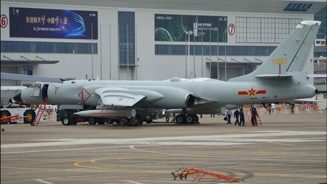 ▲挂载鹰击-21的轰-6K是相当可怕的