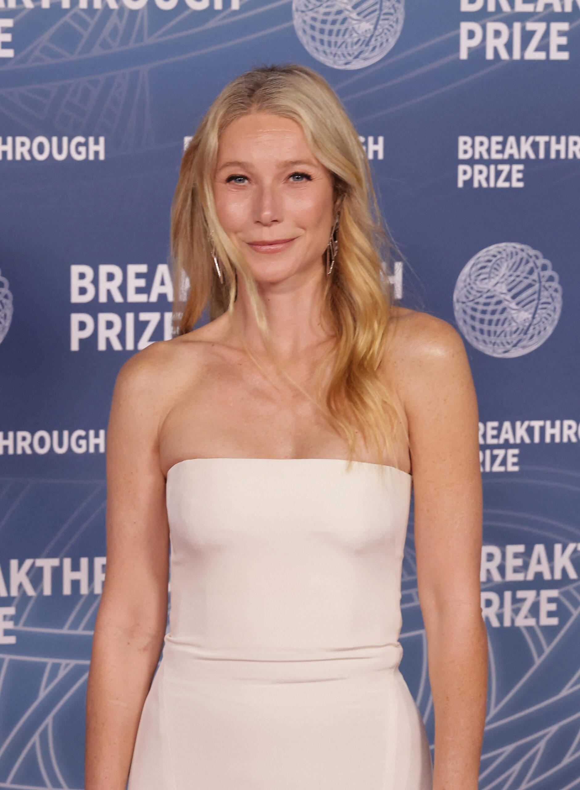 Gwyneth Paltrow at the 11th Breakthrough Prize Ceremony - Arrivals