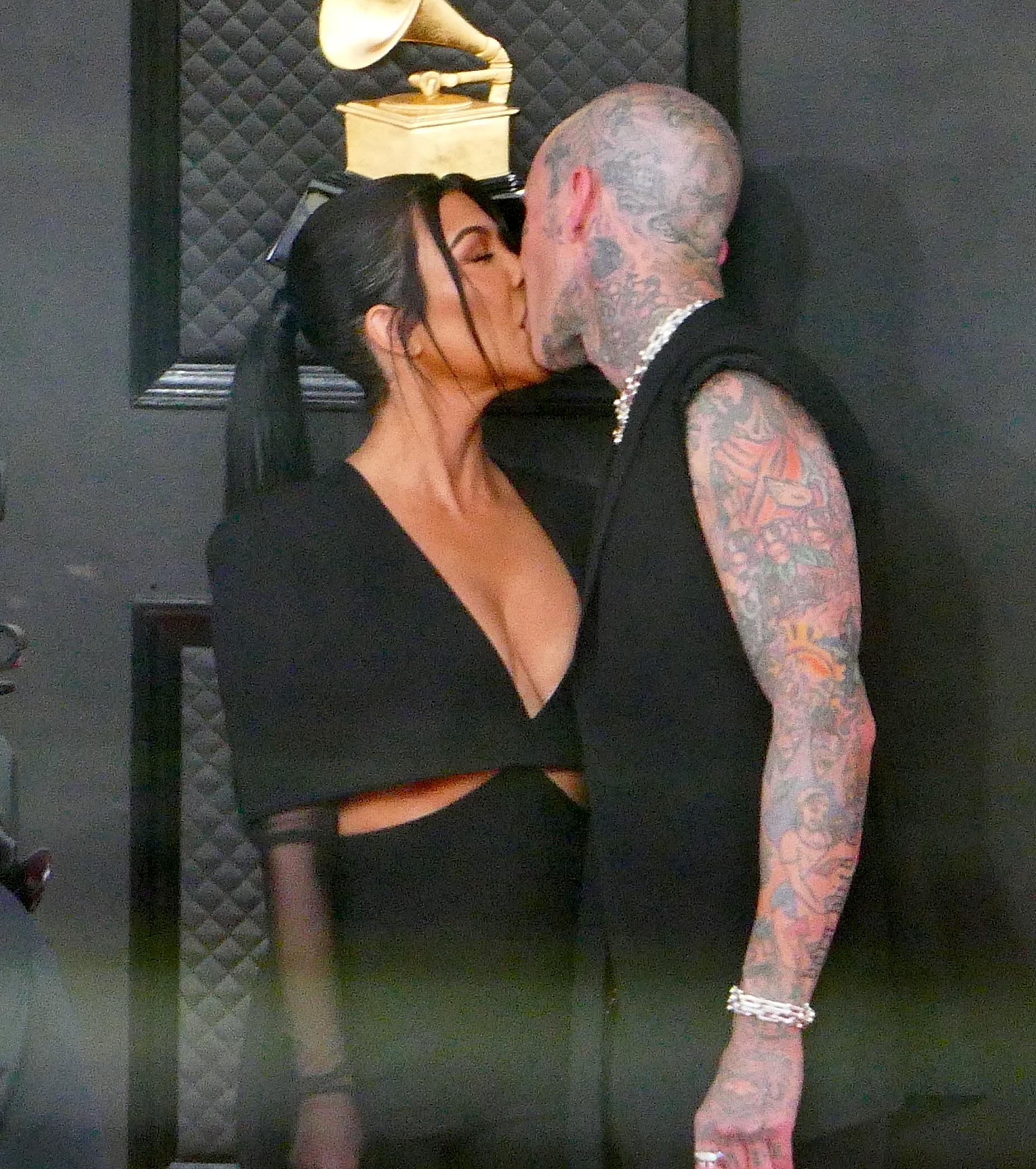 Kourtney Kardashian & Travis Barker