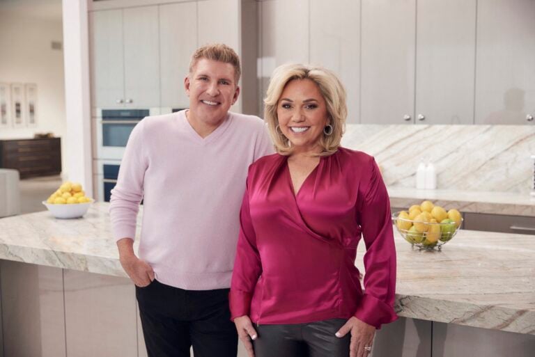 Todd & Julie Chrisley show off their collective 40lbs weight loss in new Nutrisystem photoshoot