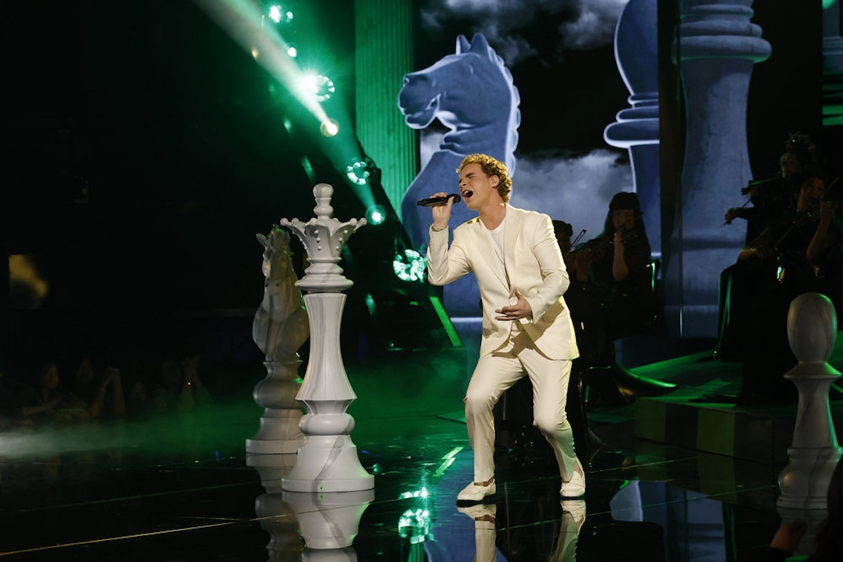 NUP_209493_06320-aiden-ross