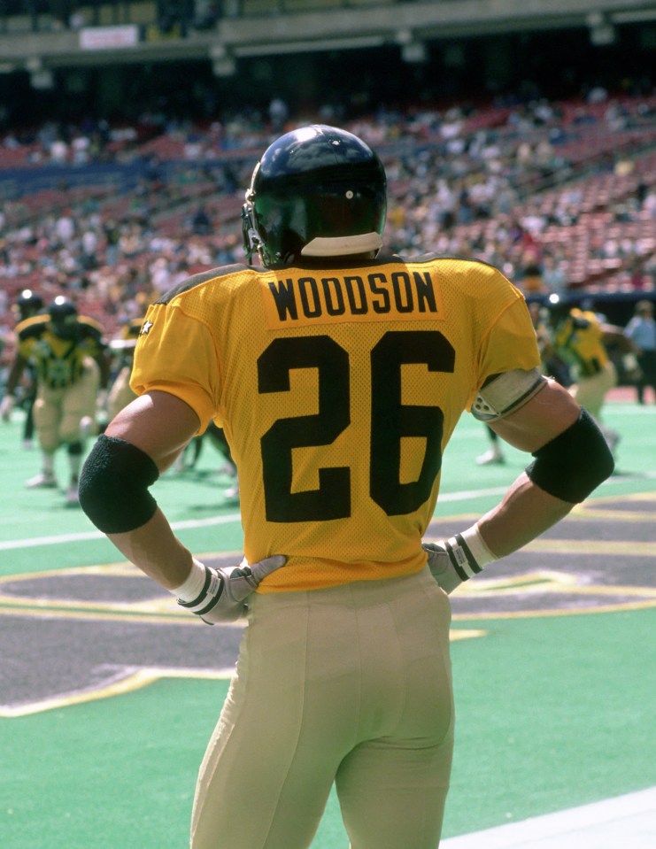 PITTSBURGH, PA - SEPTEMBER 18: Cornerback Rod Woodson #26 of the Pittsburgh Steelers, wearing a throwback legacy jersey based on the uniform worn by the Steelers in 1933, looks on from the field before a game against the Indianapolis Colts at Three Rivers Stadium on September 18, 1994 in Pittsburgh, Pennsylvania. The Steelers defeated the Colts 31-21. (Photo by George Gojkovich/Getty Images)