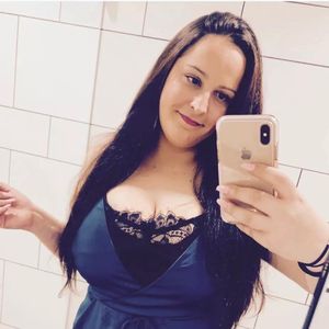 懷胎5月孕婦被殺死！男伴遭斬首「頭顱插欄杆上」　鄰居目睹嚇瘋