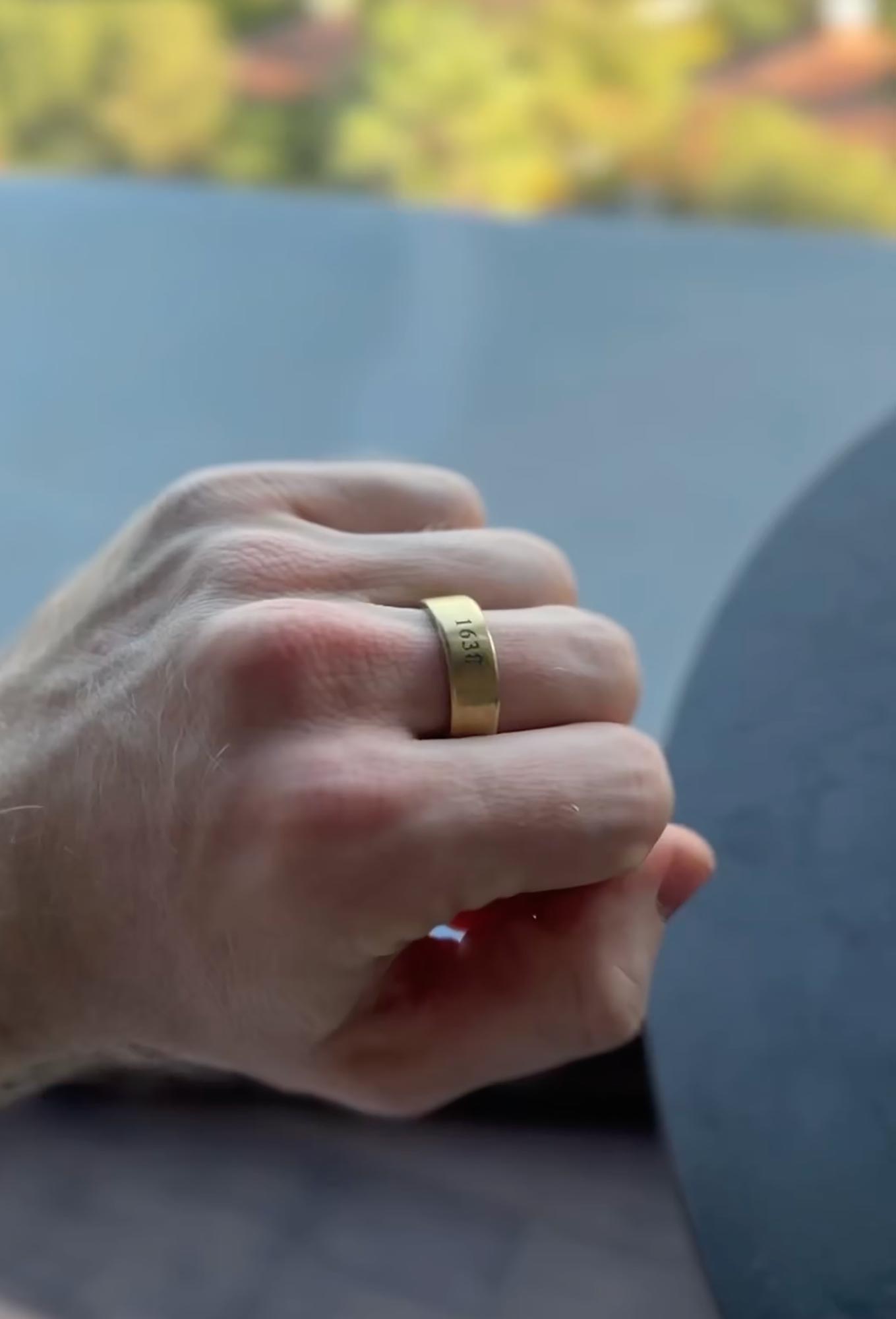 Robert Irwin Wears His Dad s Shirt Before Every DWTS Show For Good Luck