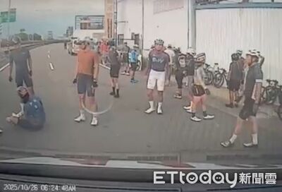 陸軍「勇虎」戰車突噴零件！害6名騎士閃不過慘摔　1人骨折