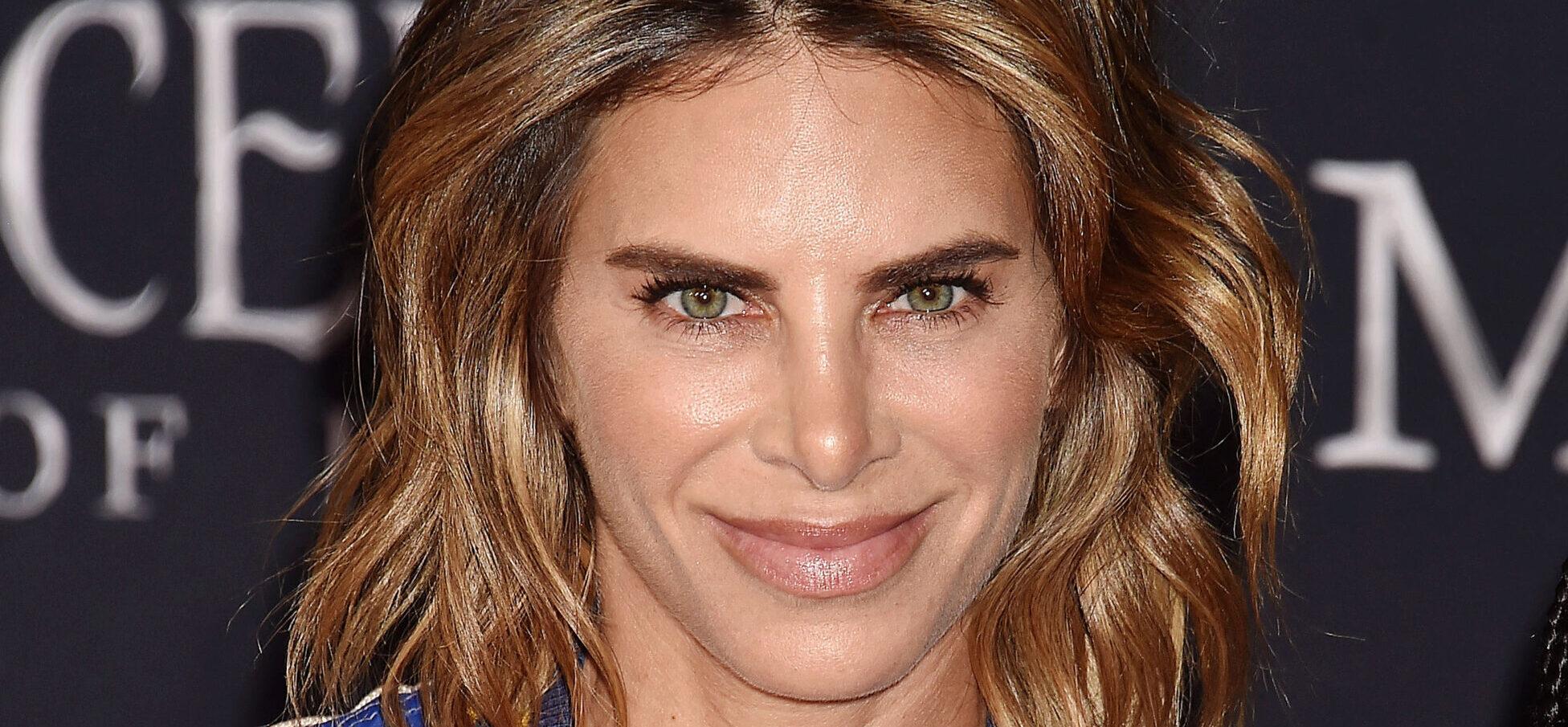 Jillian Michaels posing on the red carpet.