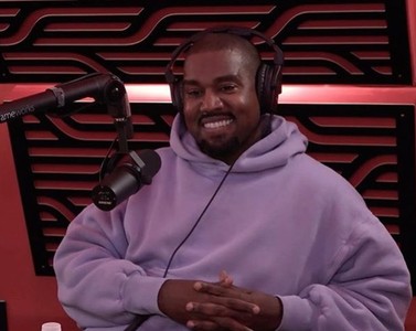 肯爺爆陷入財務危機！「速賣2房產」救急　外媒點出原因