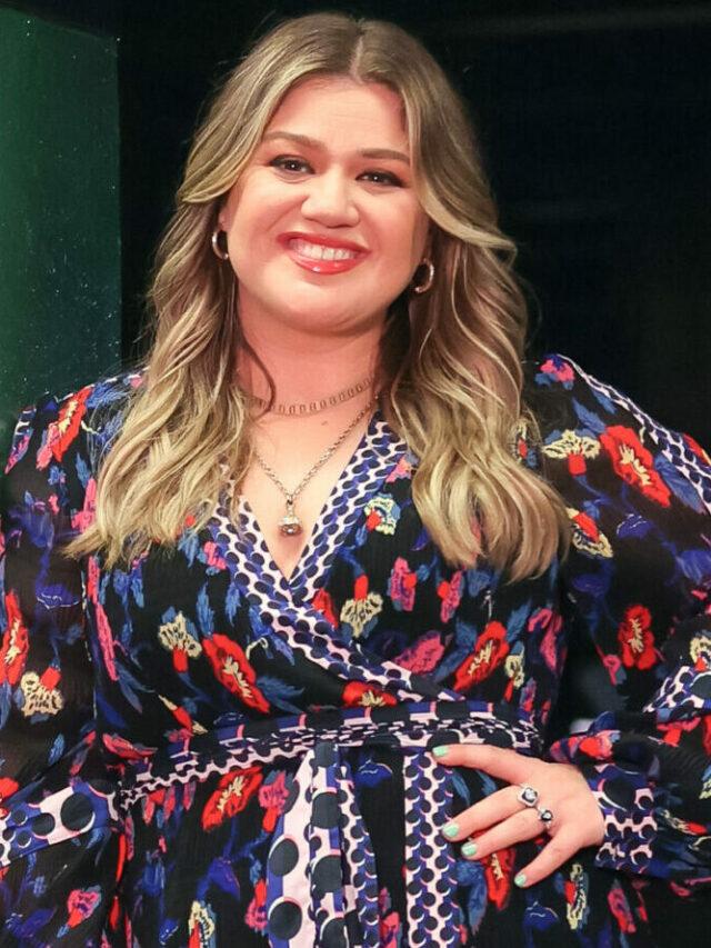 Kristin Chenoweth at set of apos The Kelly Clarkson Show apos