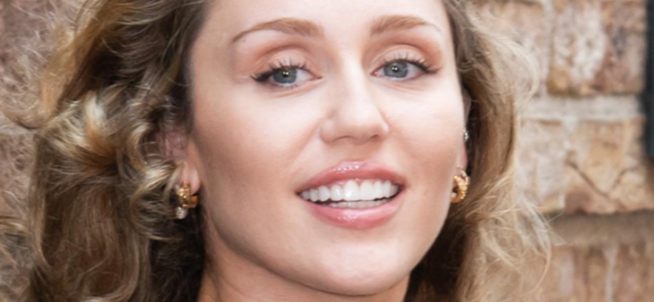 Miley Cyrus close up