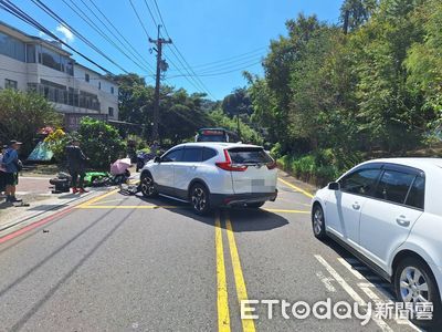 北宜公路車禍！小客車左轉與直行重機擦撞　騎士左腳踝骨折送醫