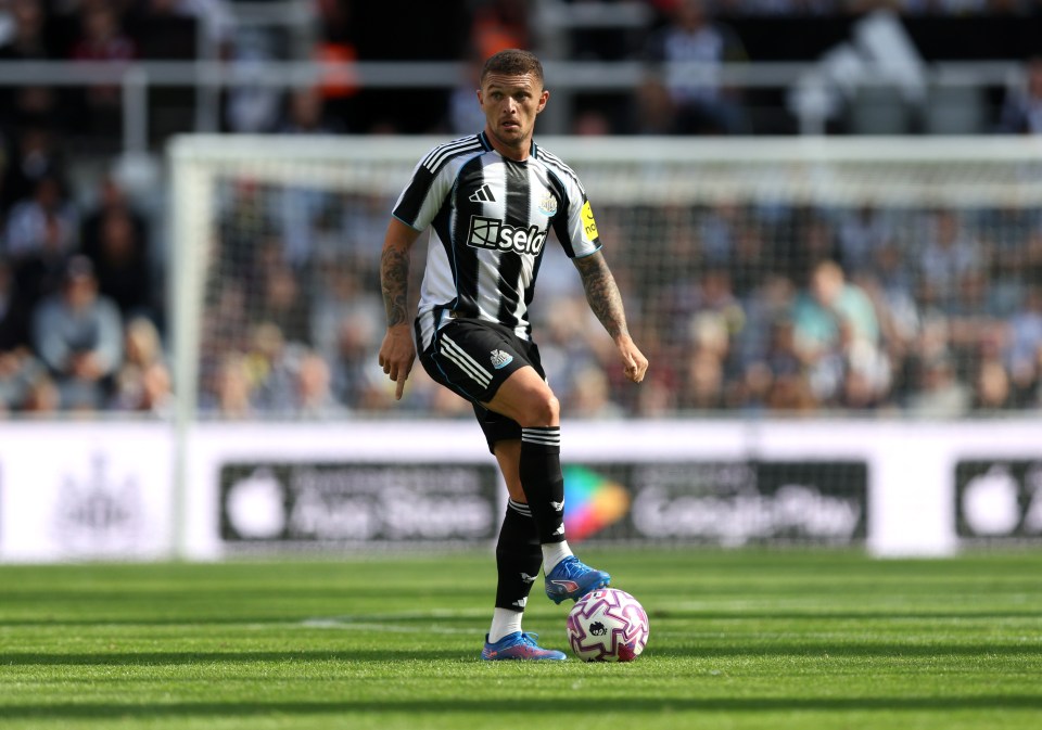 NEWCASTLE UPON TYNE, ENGLAND - AUGUST 09: Kieran Trippier of Newcastle United during the pre-season friendly match between Newcastle United and Atletico Madrid at St James' Park on August 09, 2025 in Newcastle upon Tyne, England. (Photo by George Wood/Getty Images)