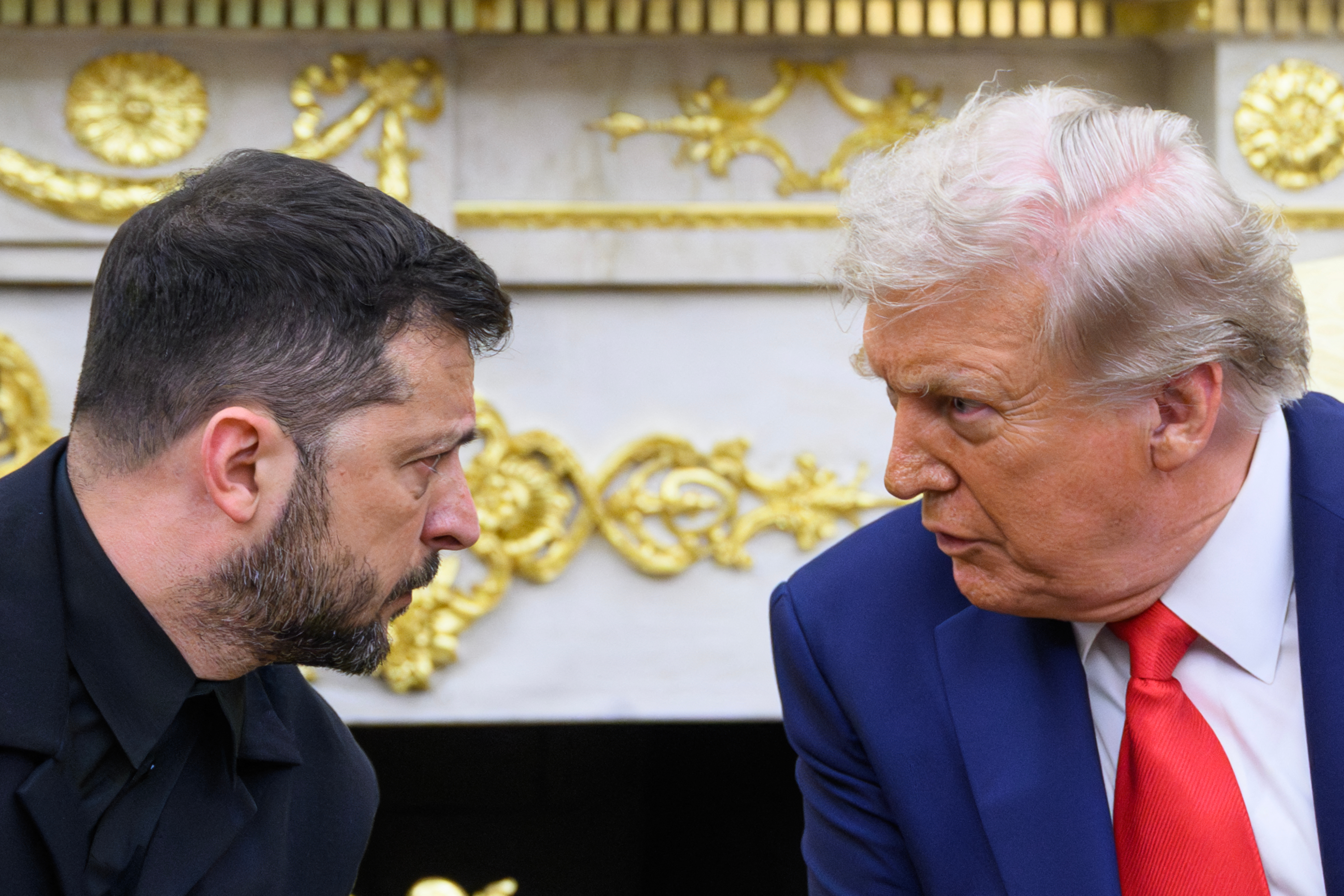 (FILES) Ukraine President Volodymyr Zelensky and US President Donald Trump participate in a meeting in the Oval Office of the White House in Washington, DC, on August 18, 2025.