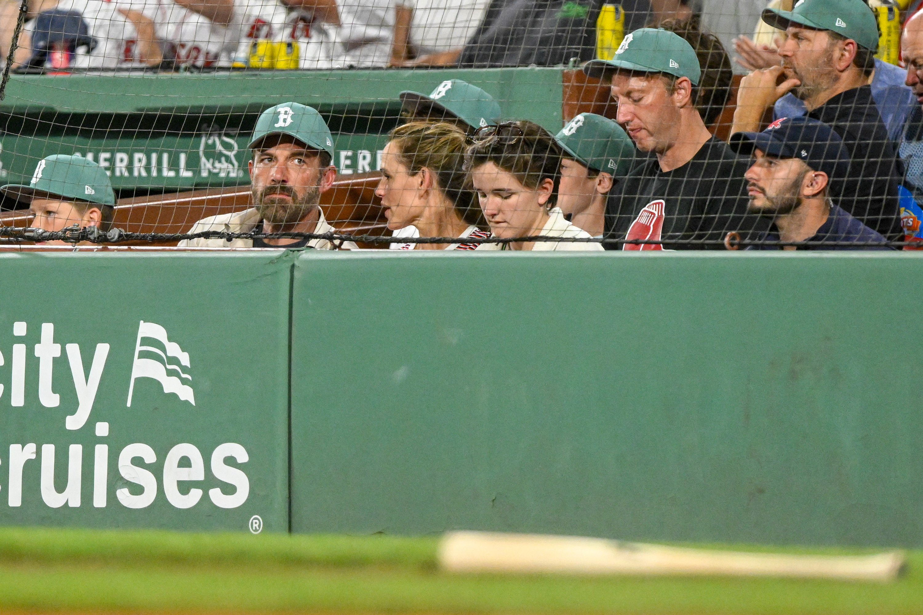 GettyImages-2224712045-Ben-Affleck-and-ExWife-Jennifer-Garner-Reunite-at-Baseball-Game.jpg