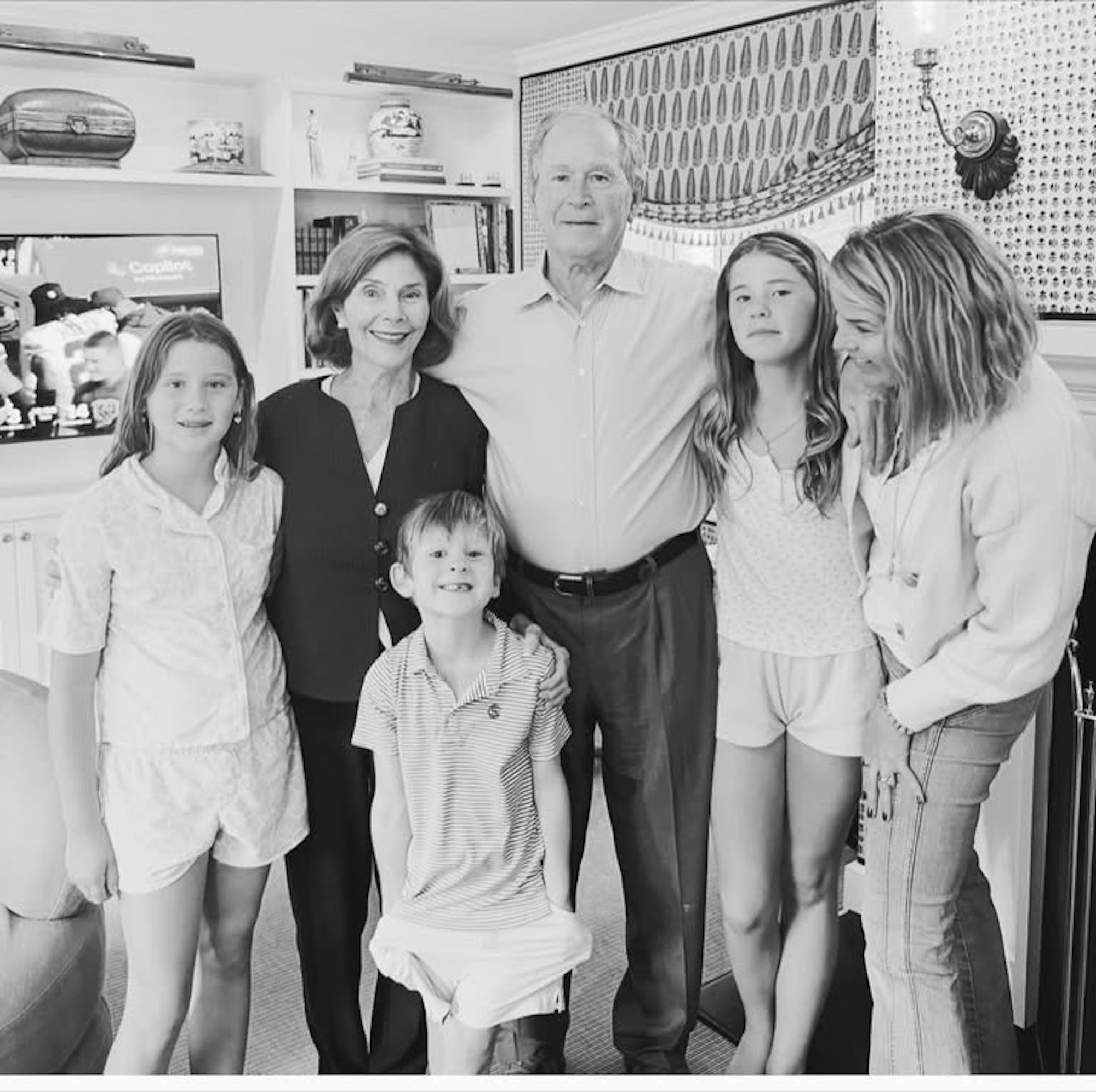 enna-Bush-Hager-Family-IG-Pic-573545302_18530140975061996_6888863603712743156_n